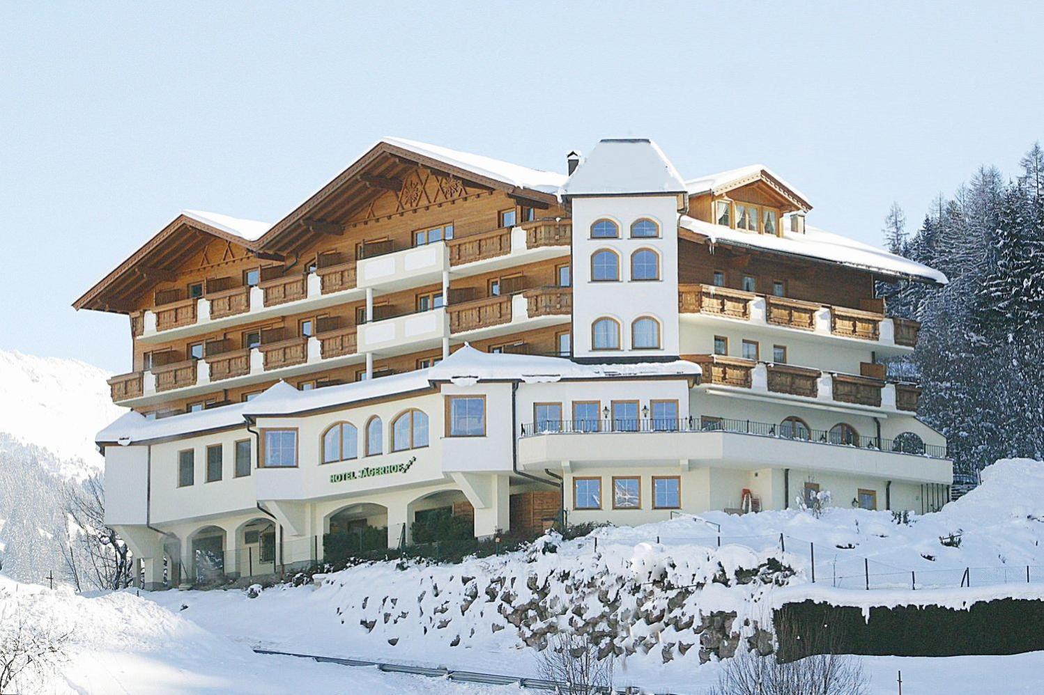 Hotel Jaegerhof Kolsassberg Bagian luar foto