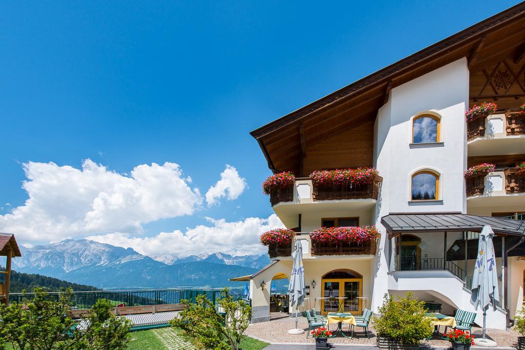 Hotel Jaegerhof Kolsassberg Bagian luar foto